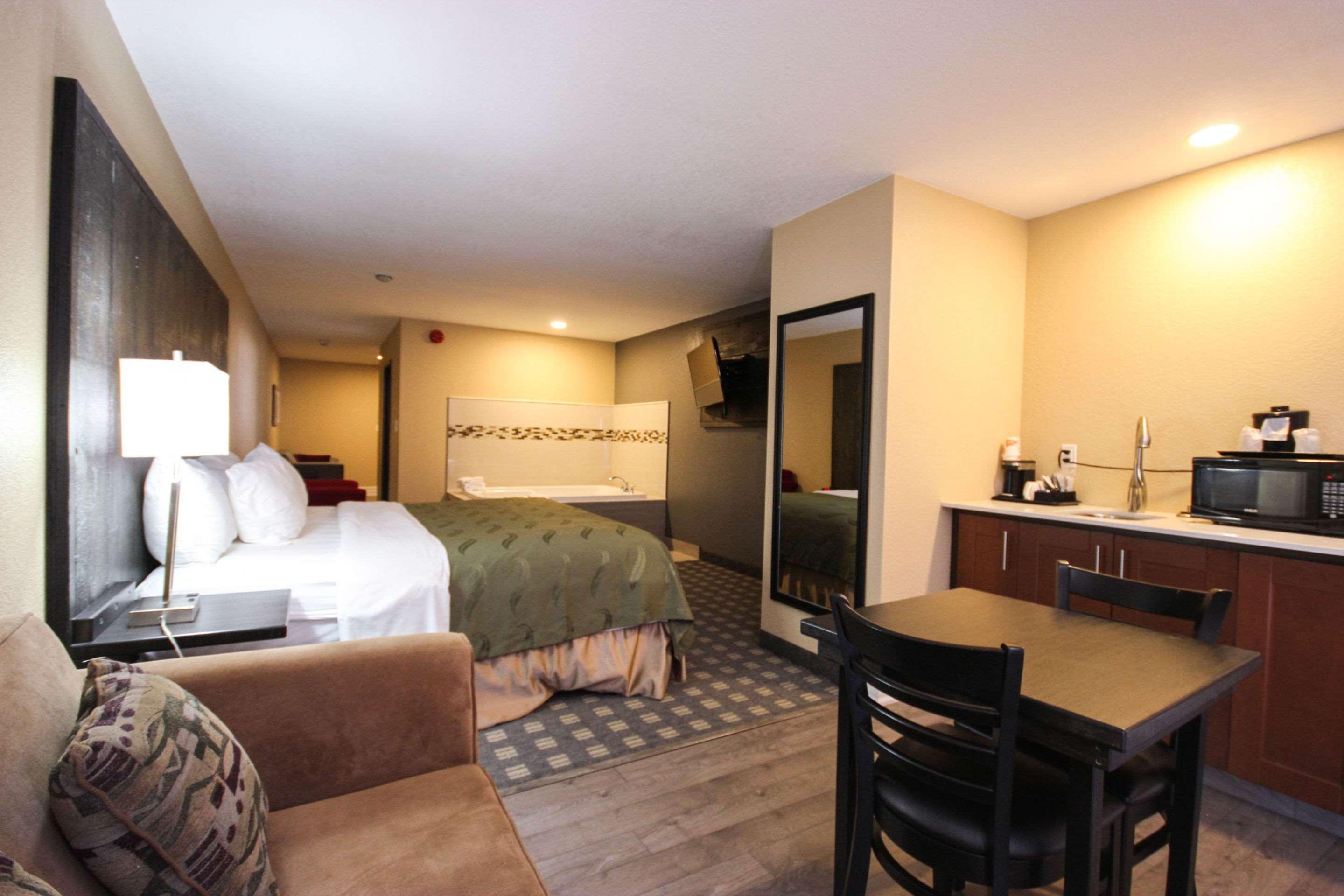 Quality Inn Bracebridge Exteriér fotografie