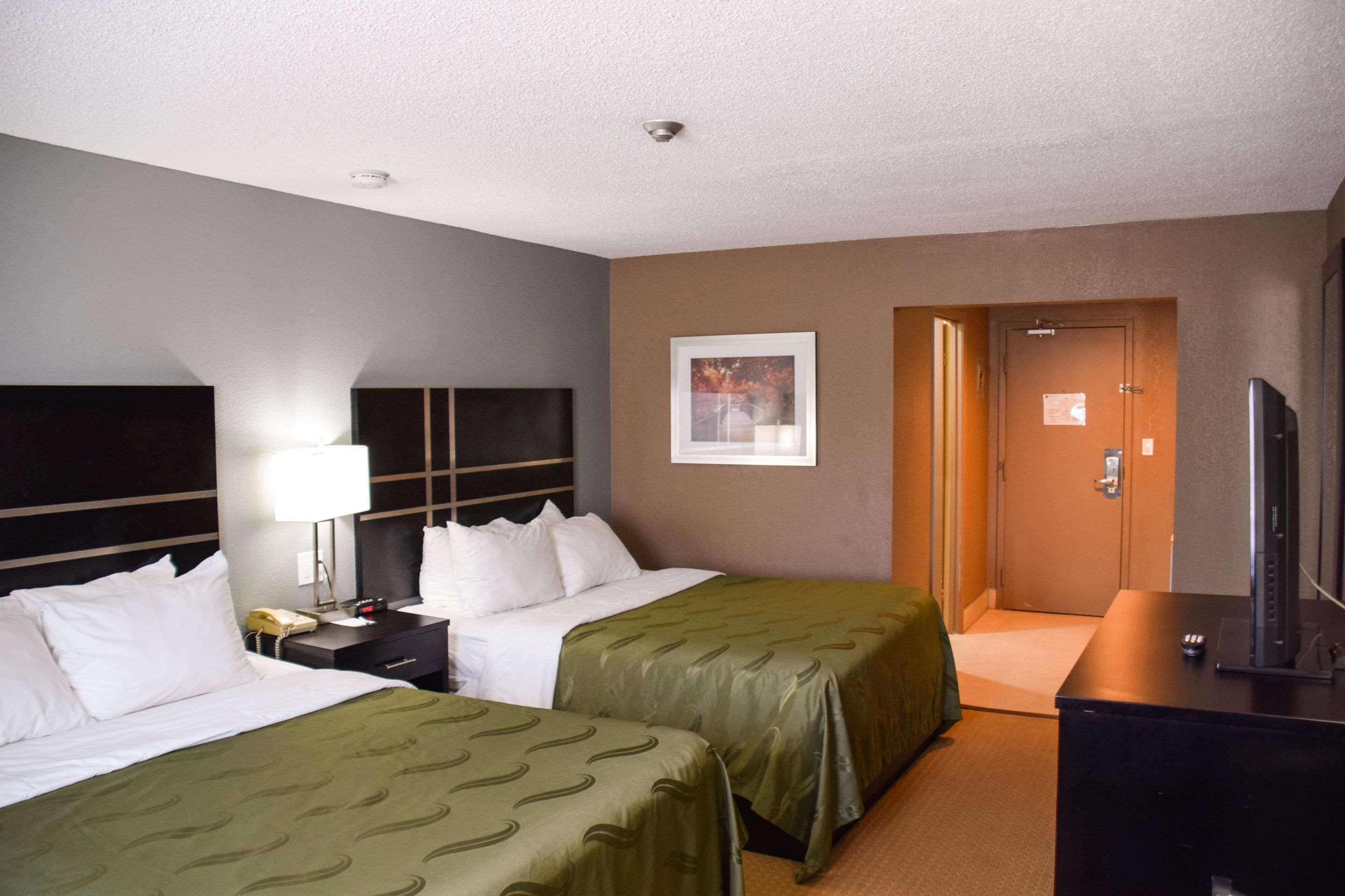 Quality Inn Bracebridge Exteriér fotografie