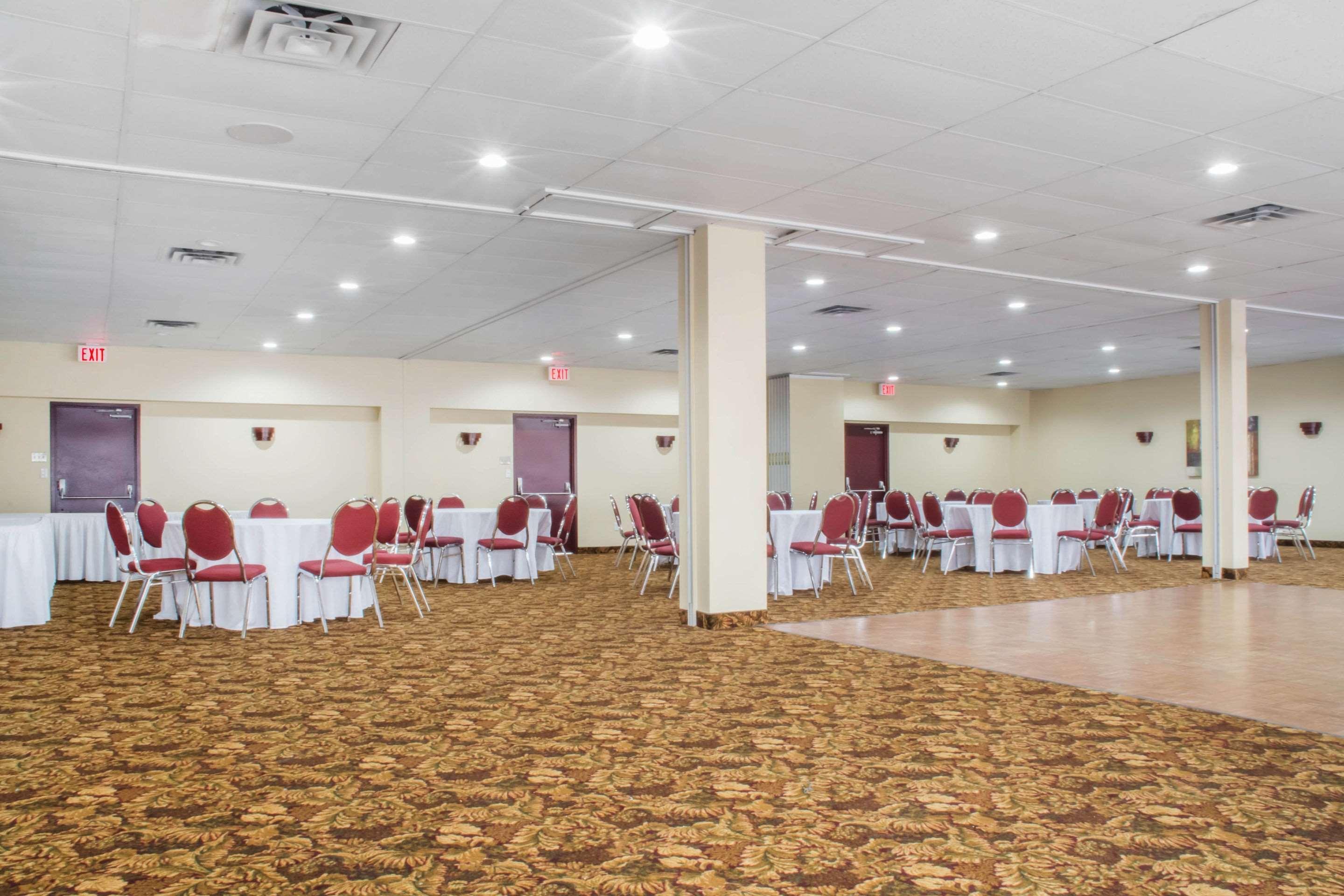 Quality Inn Bracebridge Exteriér fotografie