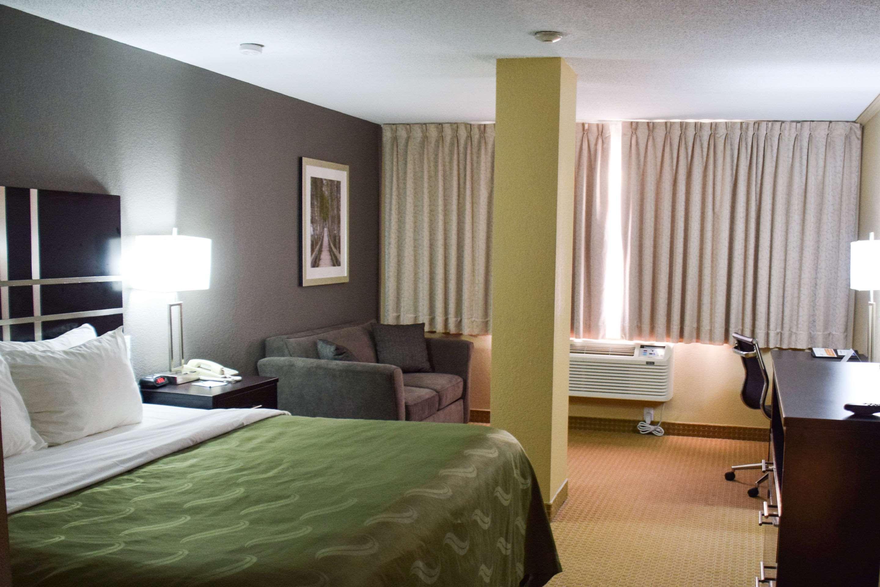 Quality Inn Bracebridge Exteriér fotografie