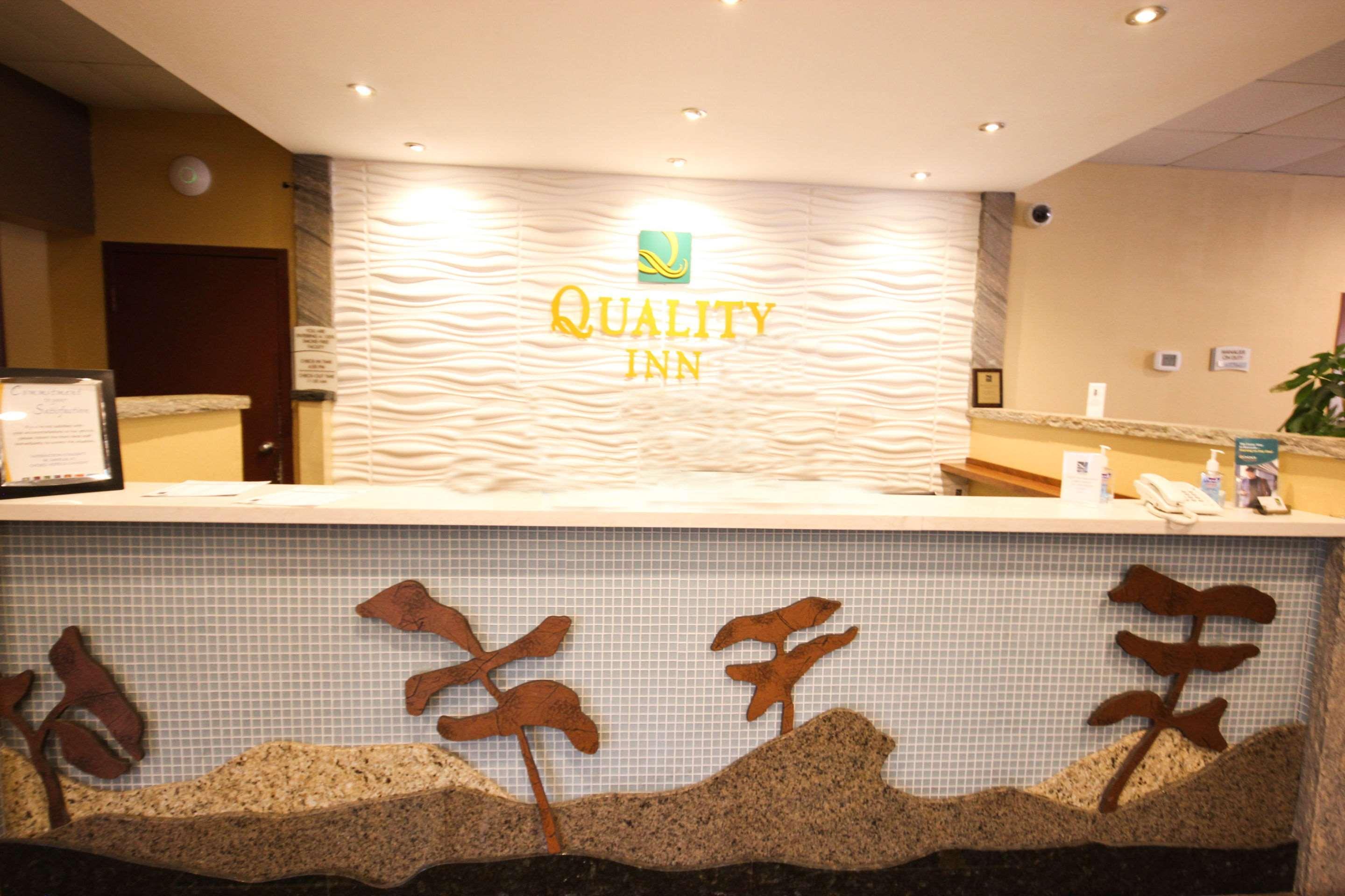 Quality Inn Bracebridge Exteriér fotografie