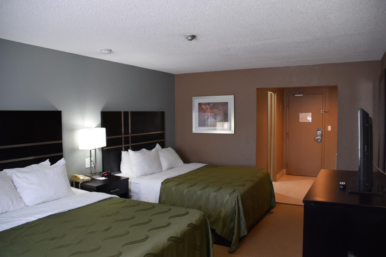 Quality Inn Bracebridge Exteriér fotografie